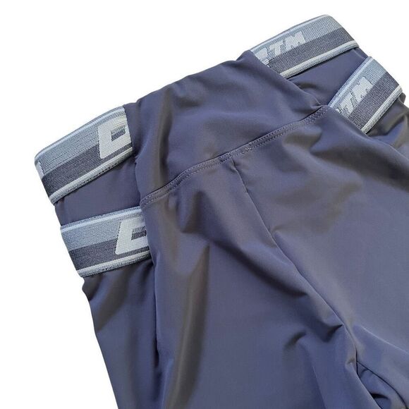 OFF-WHITE Athleisure Logo Band Short in Grey - Picture 11 of 13